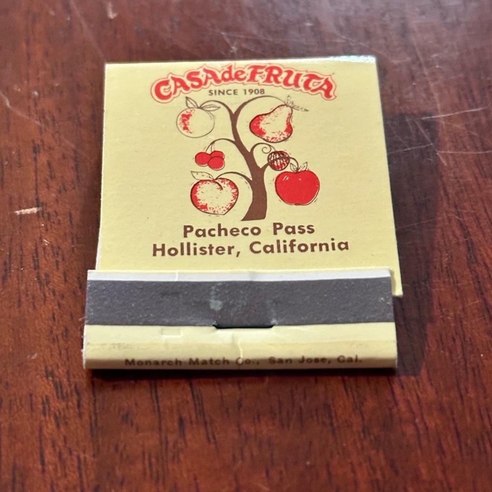 Vintage Matchbook Casa de Fruta Pacheco Pass Hollister California Fruit Visit - Picture 10 of 10